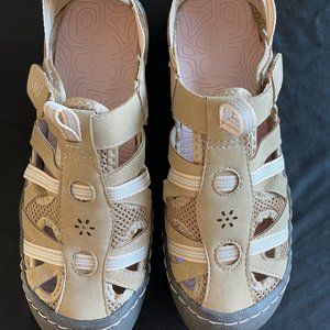 JBU Women's Water Ready Water Shoes Size 8.5